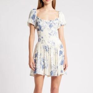 NWT Reformation Davonne floral dress in refresh blue white floral mini dress